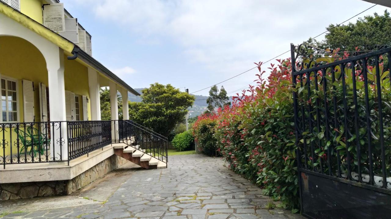 Casa Con Jardin En La Playa De Almieiras Βίλα Fene Εξωτερικό φωτογραφία
