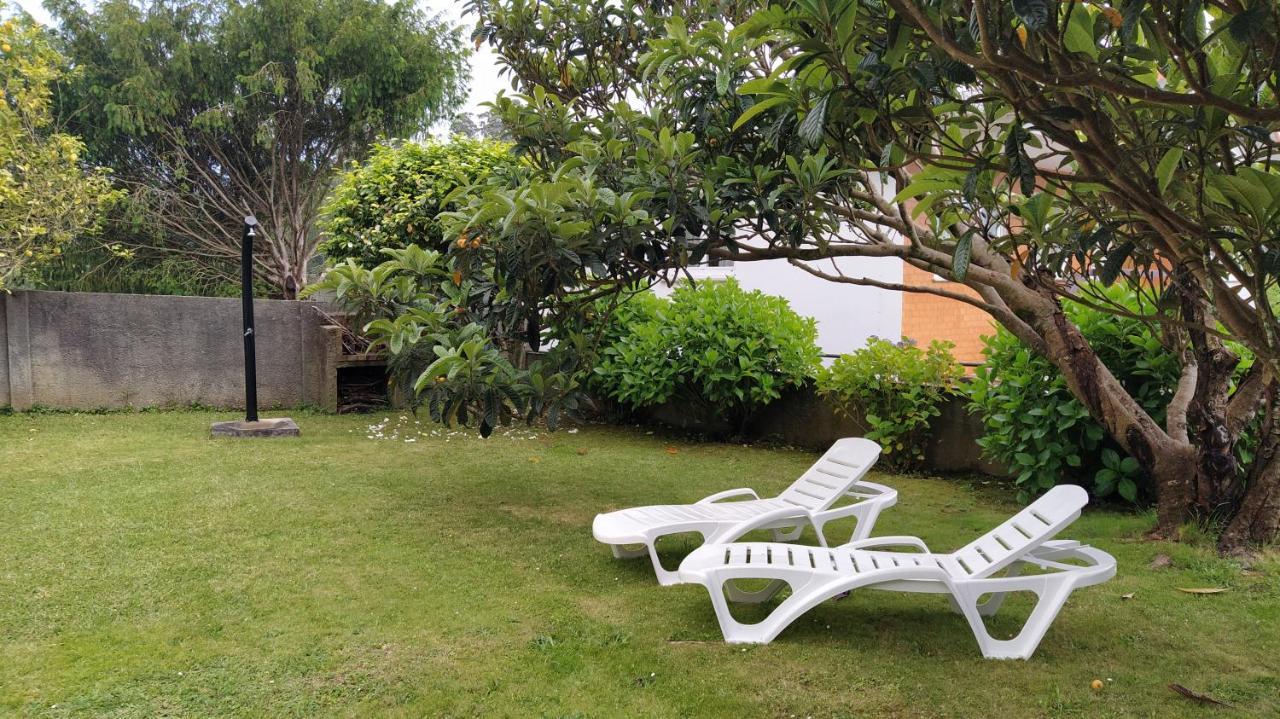 Casa Con Jardin En La Playa De Almieiras Βίλα Fene Εξωτερικό φωτογραφία