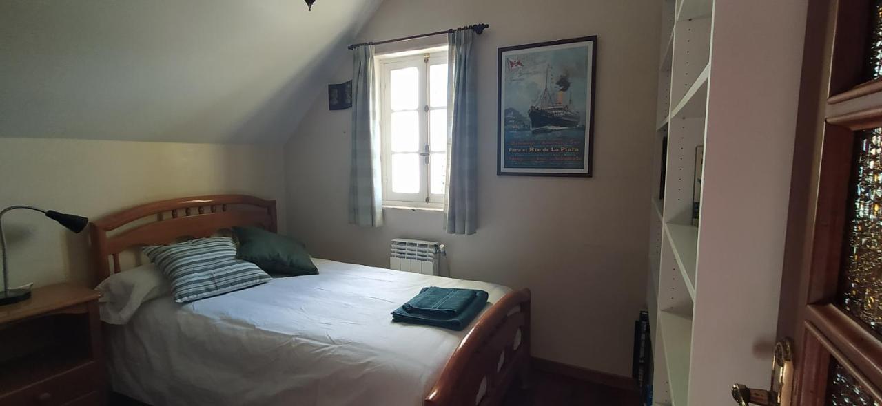 Casa Con Jardin En La Playa De Almieiras Βίλα Fene Εξωτερικό φωτογραφία